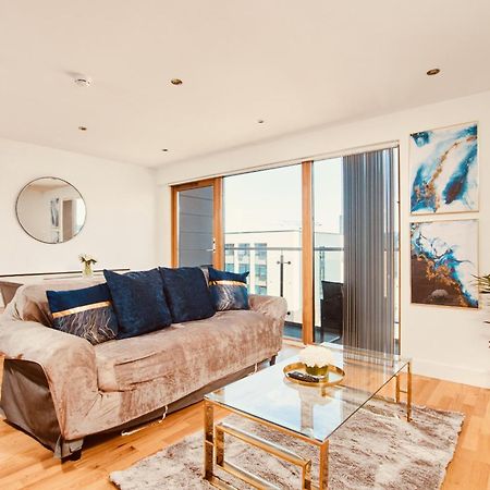 King Deluxe City Apt Large Space& Free Parking! No Balcony Leeds  Exterior foto